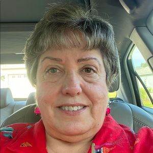 Meet your Posher, Janet